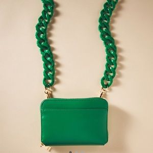ANTHROPOLOGIE CHAIN CROSSBODY BAG💚💚